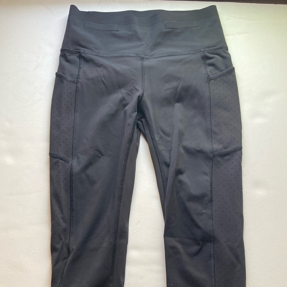 LuluLemon Workout Leggings